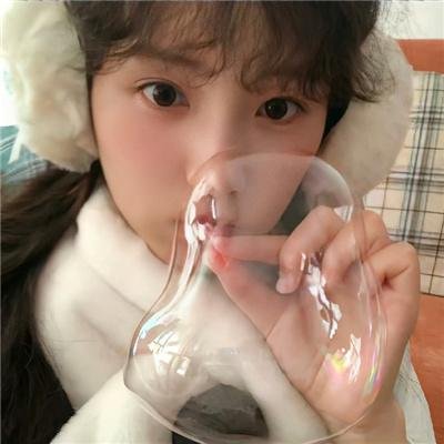 蜜丝炸弹